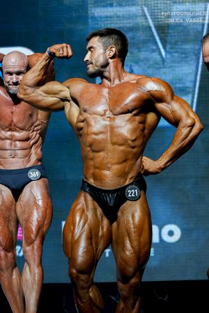 CLASSIC PHYSIQUE +178